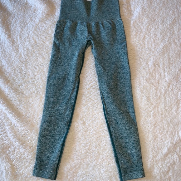 Gymshark Duplicate - Picture 2 of 4